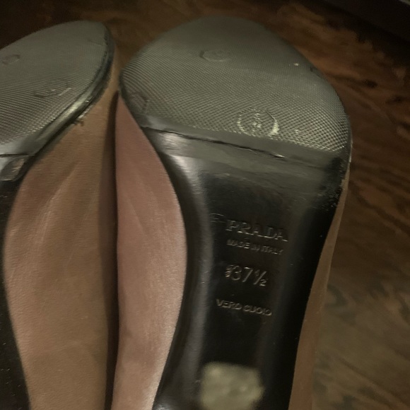 Prada size 37.5 beige heels - Picture 7 of 7